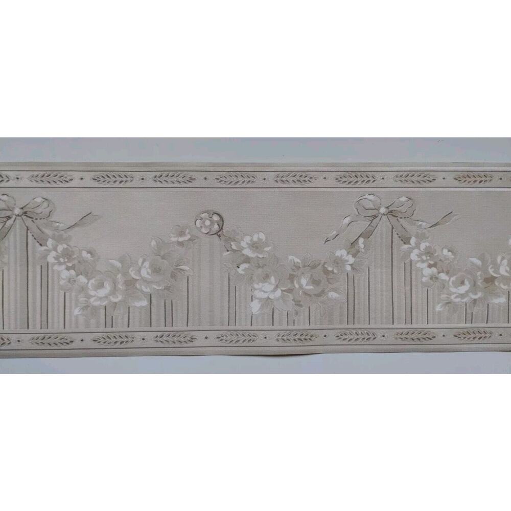 Pre-pasted Decorative Wall Border - Floral Swag with Bow - Italy - 5.5 yds